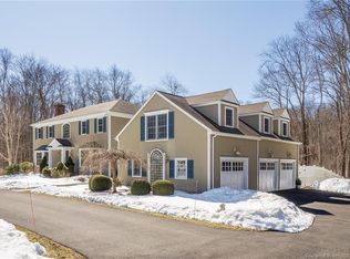11 Fox Run, Wilton, CT 06897