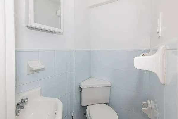 Rented by Modern Spaces | media 11