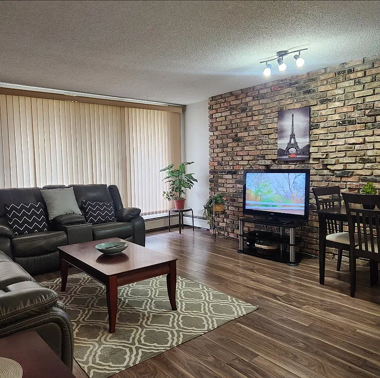 1 bed, 630 sqft, $2,295 — Photo 1