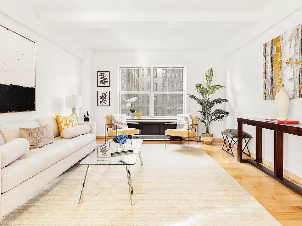 1st image of 515 W End Ave #4D