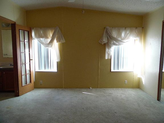 4th image of 2703 Lindrick Ct #771