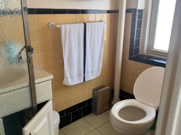 141-25 Northern Boulevard image 14 of 17