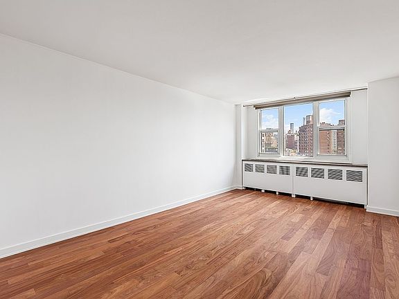 4th image of 61 Jane St APT 11F