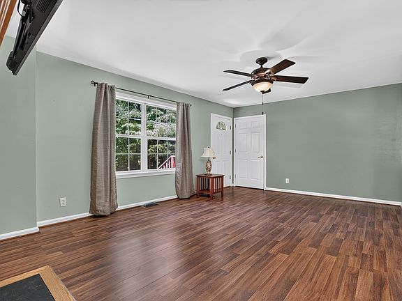 5th image of 37281 Galleon Ct