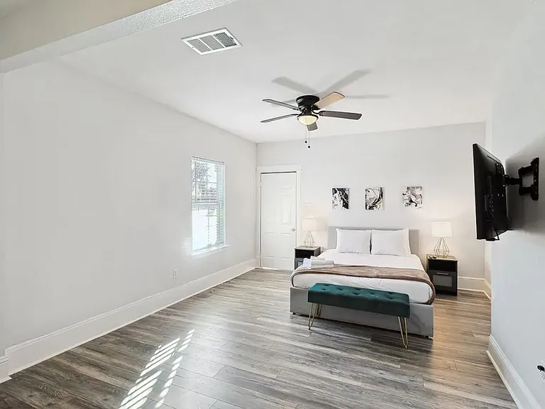 702 N Edgefield Ave — Photo 11