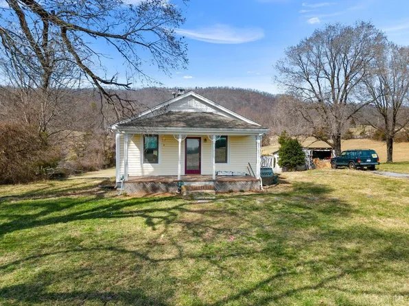 1200 Switzer Mountain Rd #1200, Fincastle, VA 24090