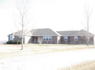 8350 County Road 9460, Koshkonong, MO 65692
