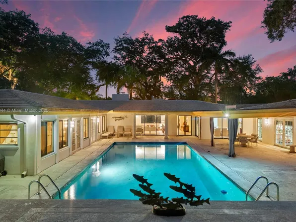 5465 Banyan Trl, Coral Gables, FL 33156