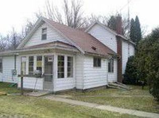 3997 Blackman Rd, Jackson, MI 49201