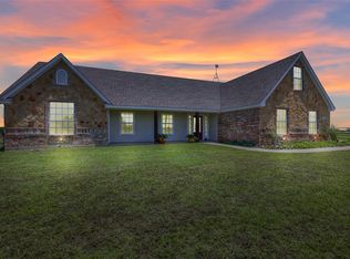124 Caballos Ln, Springtown, TX 76082