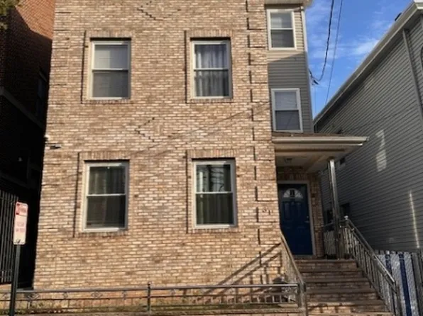 31 Morrell St #2B, Elizabeth, NJ 07201
