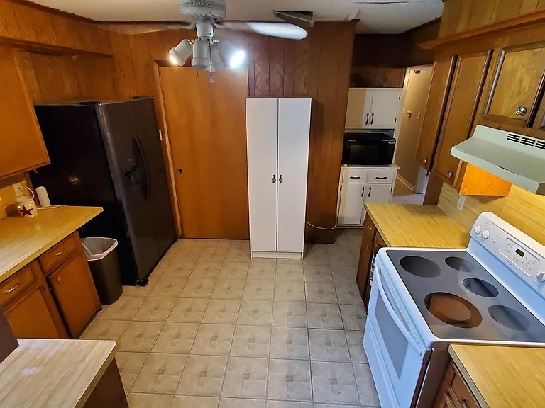 705 N Overlook Dr — Photo 5