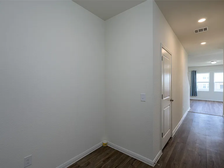 19417 Caymus Dr — Photo 2