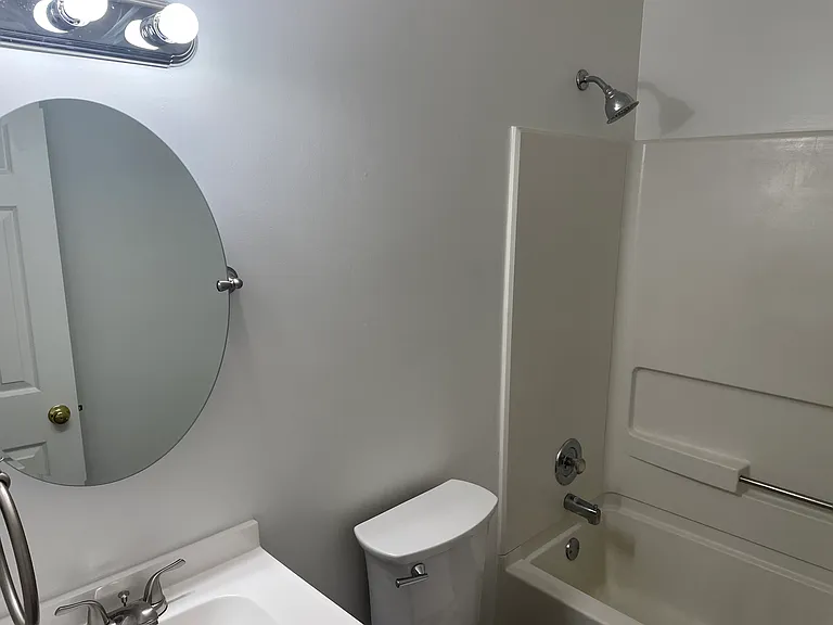 258 Stonewood Dr — Photo 7