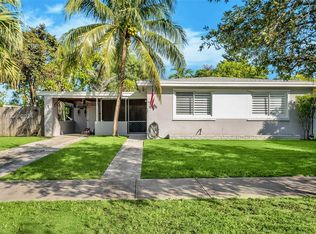 9821 Jamaica Dr, Cutler Bay, FL 33189