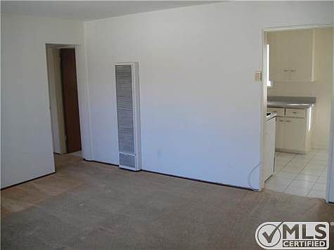3rd image of 1065 Grand Ave