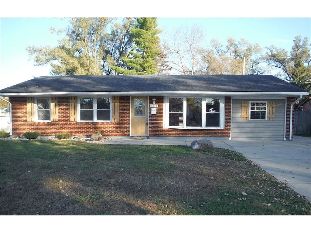 364 Winchester St photo 1