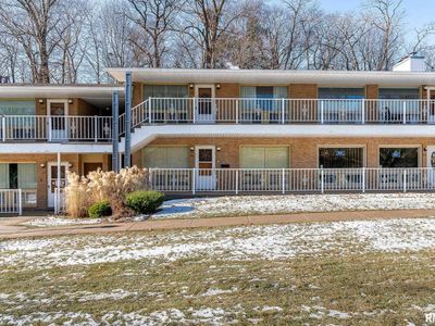 1104 Kimberly Rd UNIT 202, Bettendorf, IA, 52722