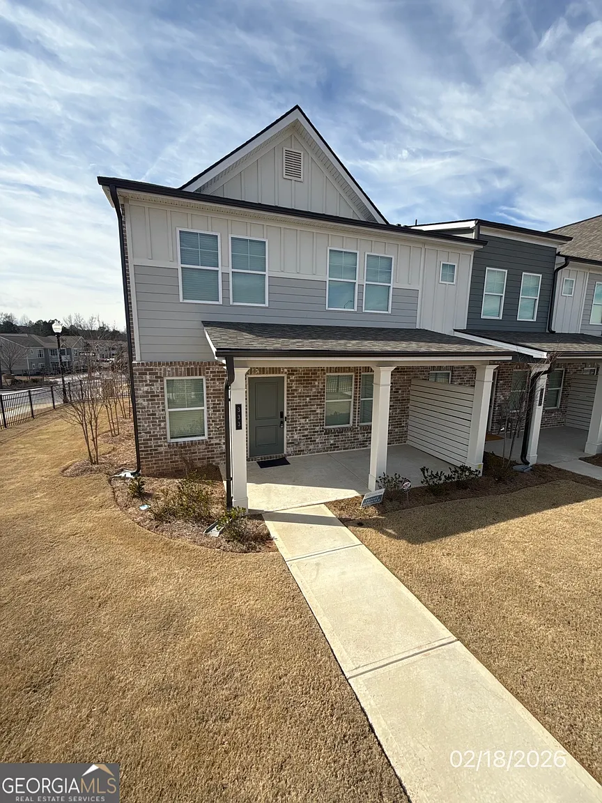 333 S Point Blvd photo 1