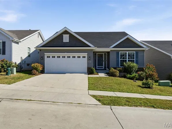 4975 Arbors At Stonegate Dr, Saint Louis, MO 63123