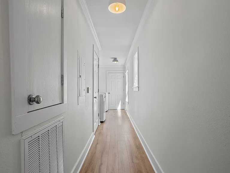 303 Delmas Ave — Photo 12