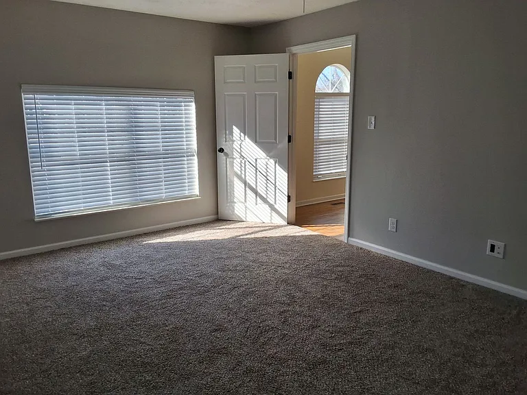 916 Chris Rd — Photo 14
