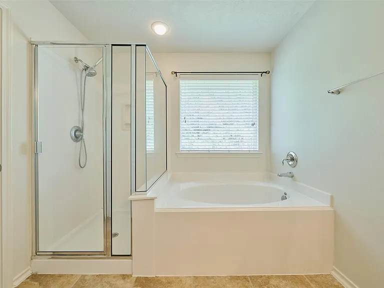 327 Bloomhill Pl — Photo 42