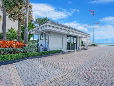 2727 N Ocean Boulevard #A-202, Boca Raton, FL, 33431