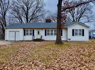 215 S Ridge Ave, Liberty, MO 64068