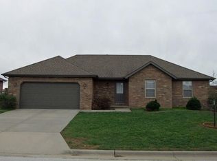 1108 E Eagle Rock Dr, Ozark, MO 65721