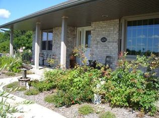 620 Bobolink Ln, Cascade, WI 53011