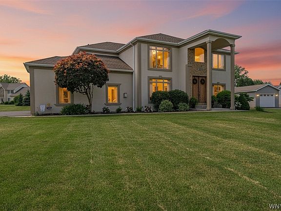 2nd image of 446 Riverview Dr