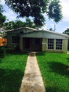 2nd image of 1732 NE 174th St