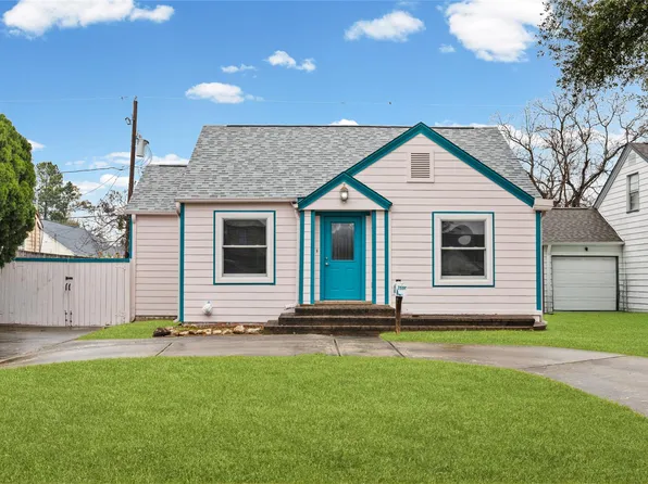 7559 Erath St, Houston, TX 77023