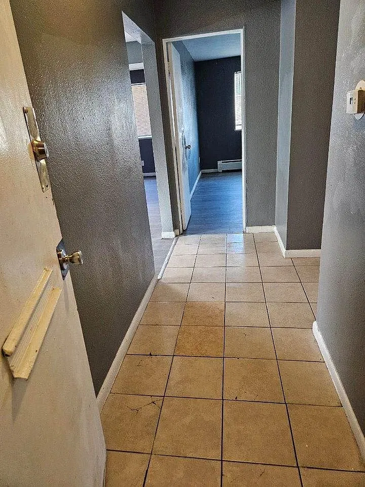 1363 Yosemite Street - 10 — Photo 4