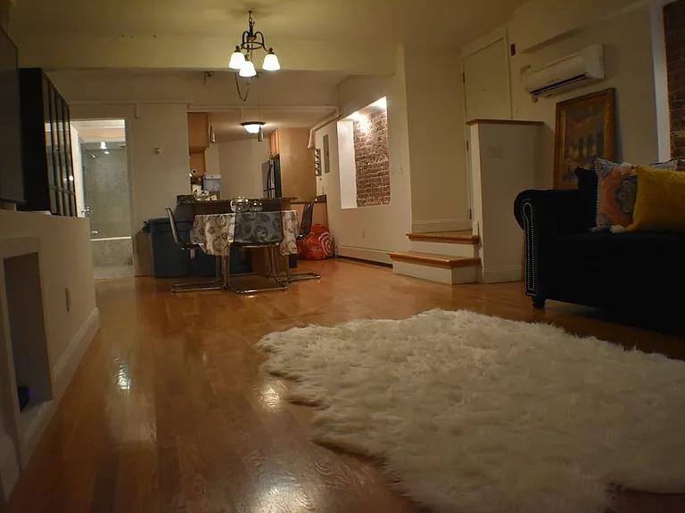 476 Columbus Ave #10 — Photo 1