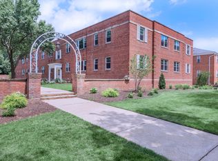 16125 Van Aken Blvd APT 207, Shaker Heights, OH