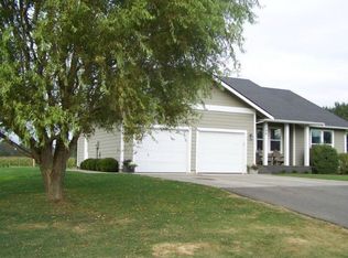 106 Ridgeview St, Sumas, WA 98295