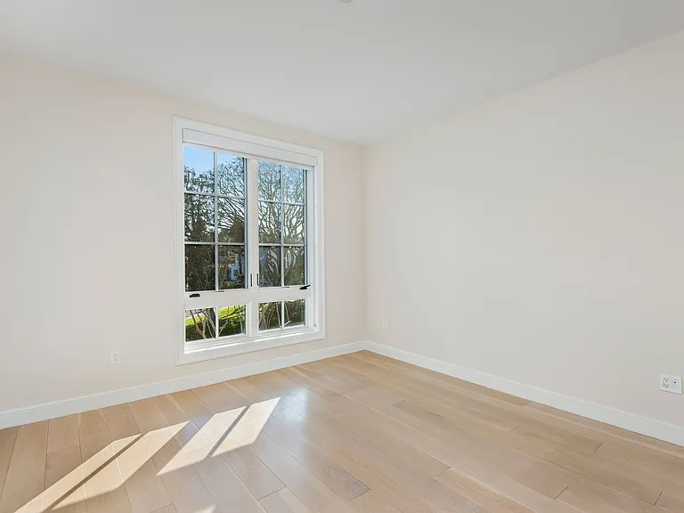 The Residences at Palisades Village — Photo 40