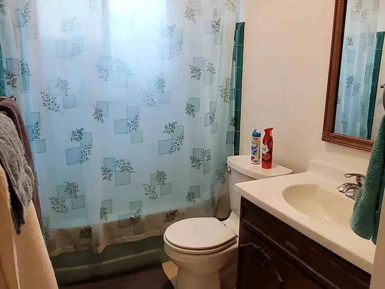 619 Amherst Dr — Photo 14