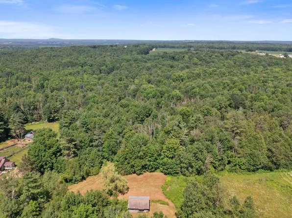 1149 Avenue Road, Exeter, ME 04435