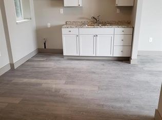 479 3rd St #8, Pitcairn, PA 15140