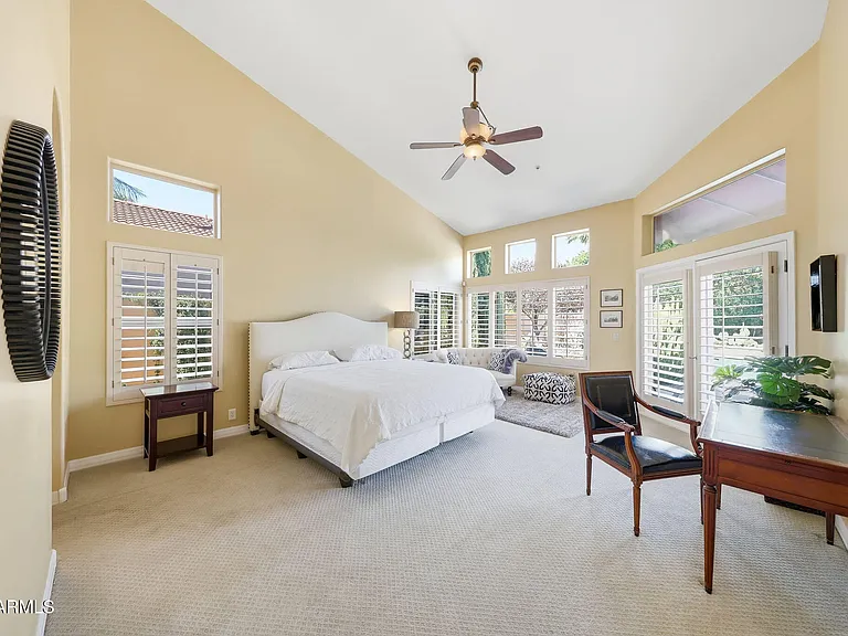 7642 E Hartford Dr — Photo 19