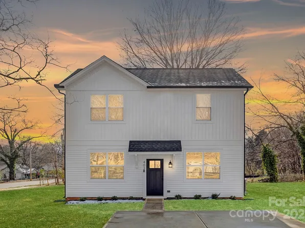 628 Old Salisbury Rd, Statesville, NC 28677