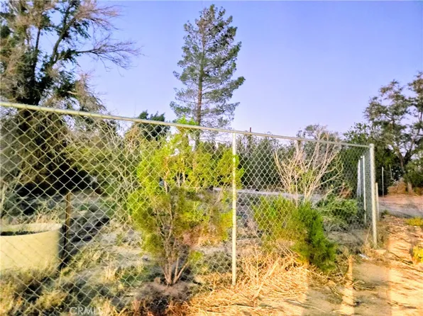 31858 Furst St, Lucerne Valley, CA 92356