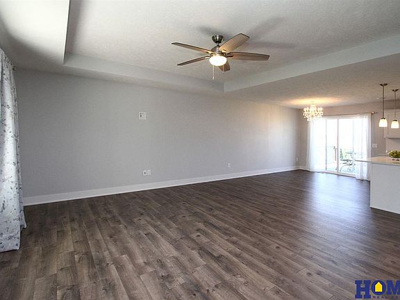 4th image of 1005 Birchwood Dr