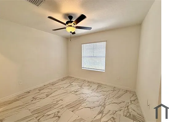 235 NE 3rd Ct — Photo 14