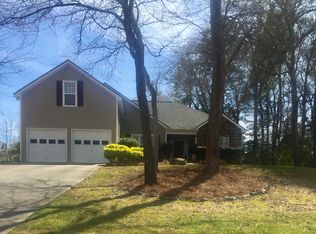 3593 Sunflower Dr, Buford, GA 30519