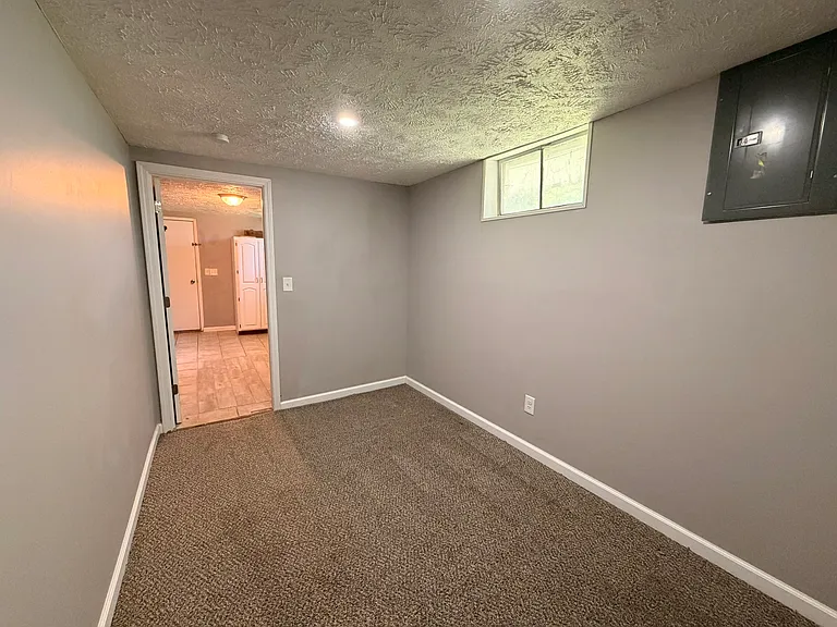513 Bonnie Ave — Photo 24
