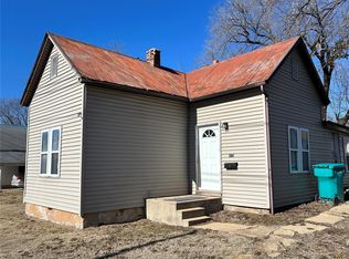 409 Walnut St, Sullivan, MO 63080